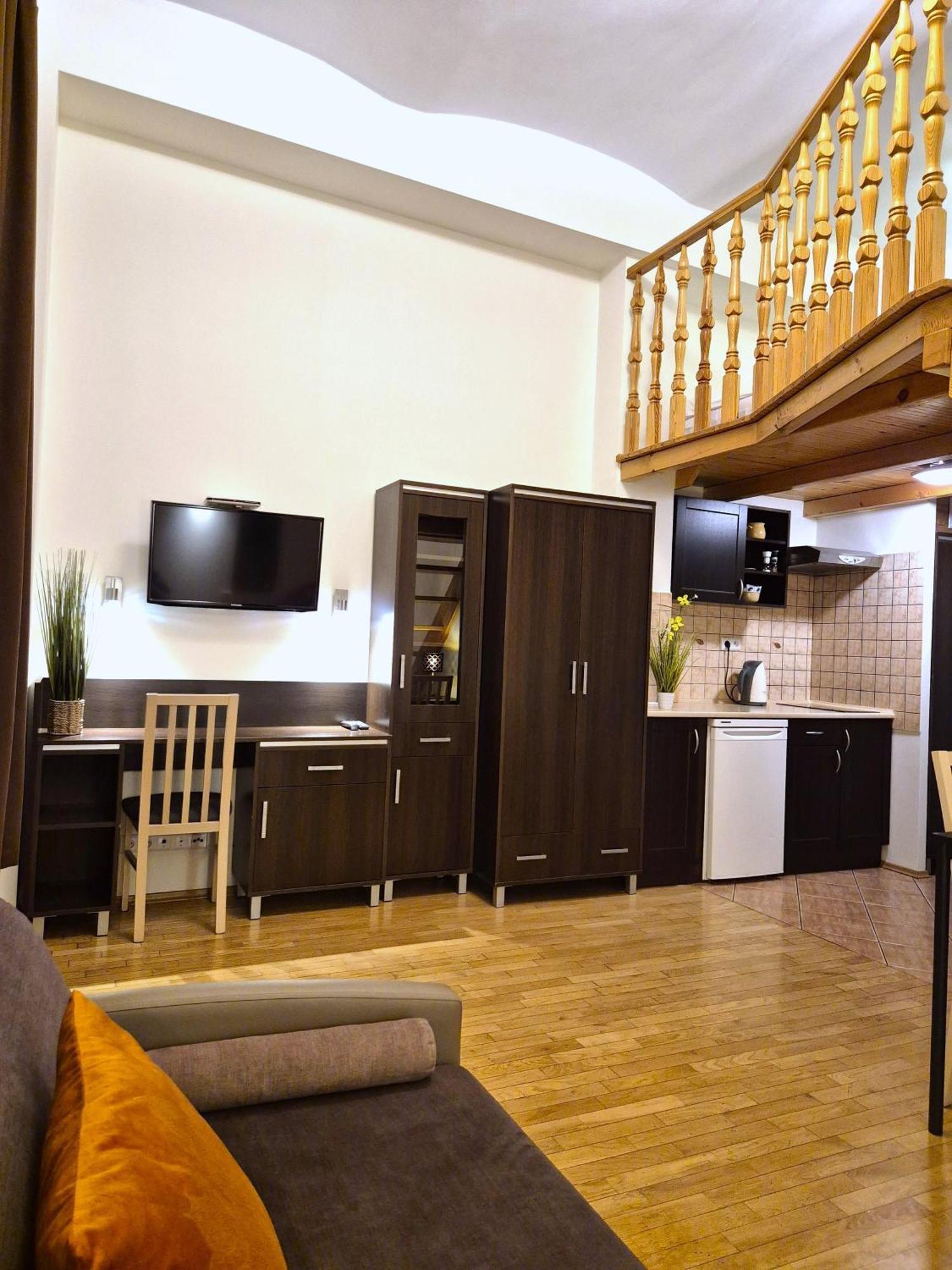 Safona - Pantheon Apartments Krasków Eksteriør bilde
